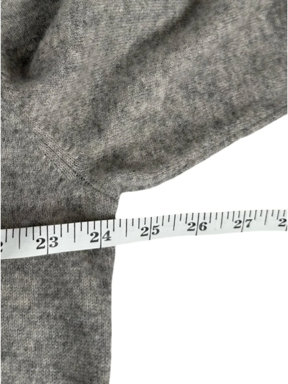Alan Flusser 100% Cashmere grey v- neck long Sleeve Sweater Men’s Size 2XL